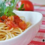 spaghetti, tomatoes, tomato sauce